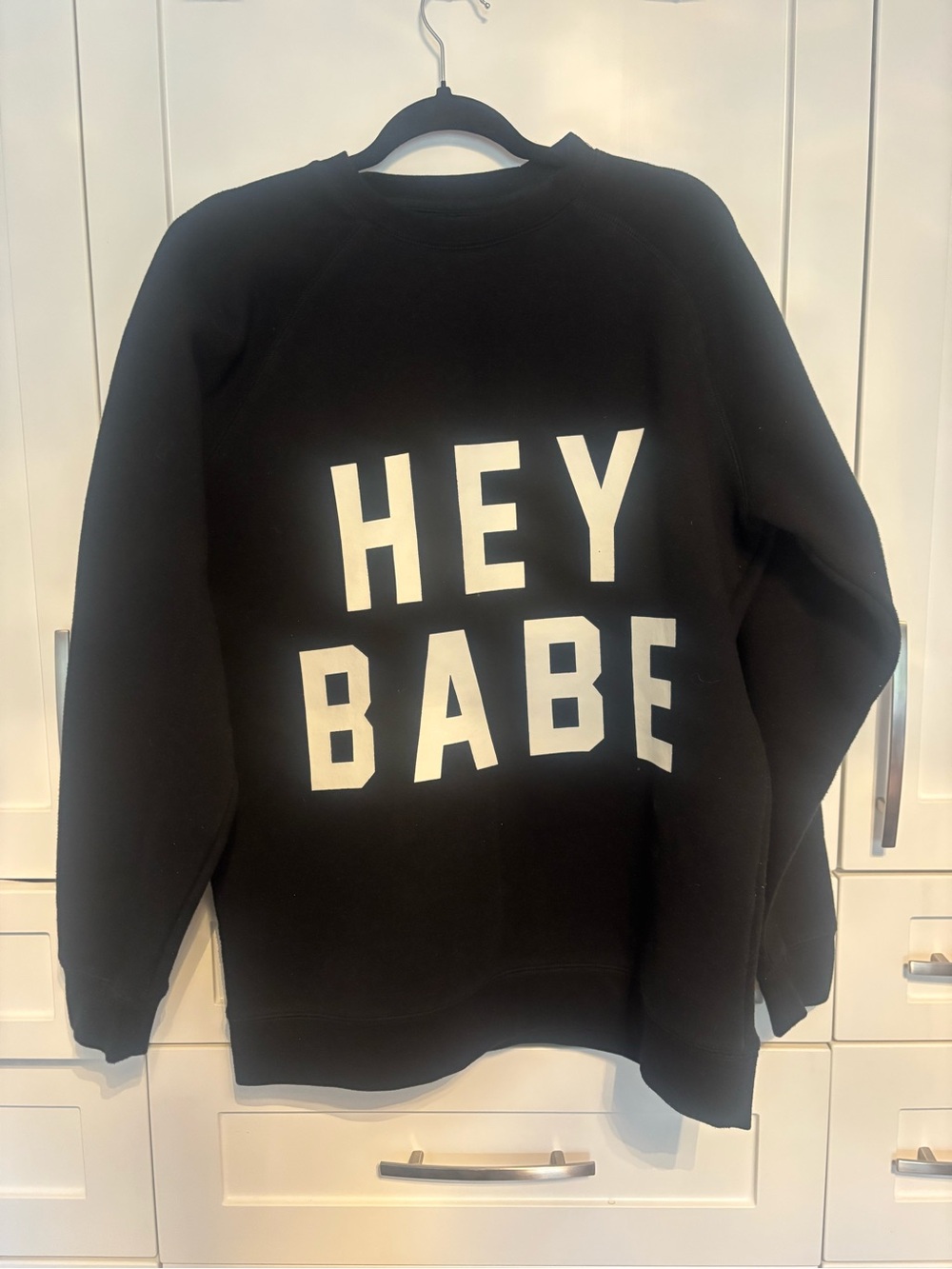Black 'HEY BABE' Graphic Crewneck Sweater - BTL m/l oversized
